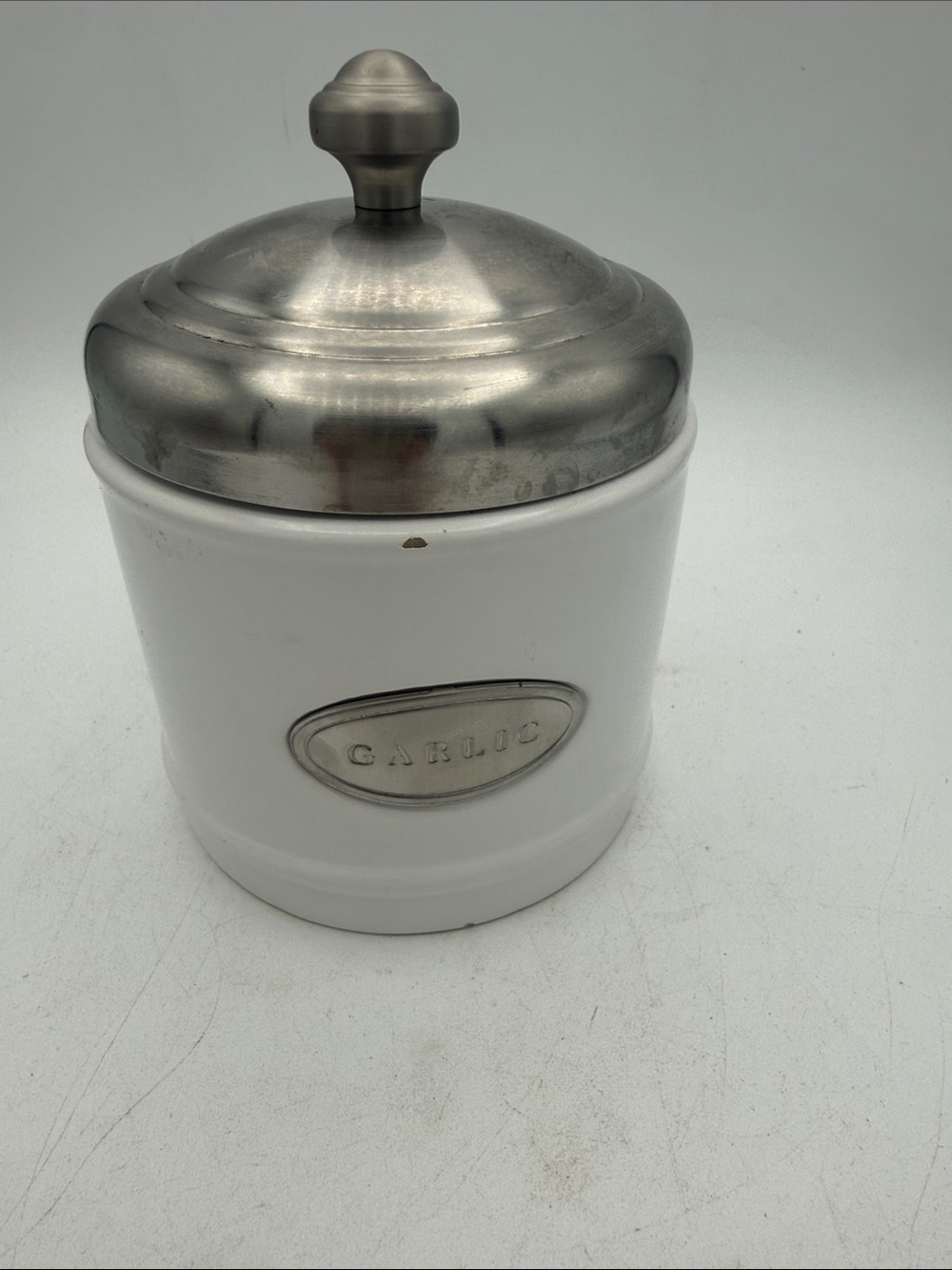 Williams Sonoma Ceramic Garlic Canister Silver Lid - Chipped